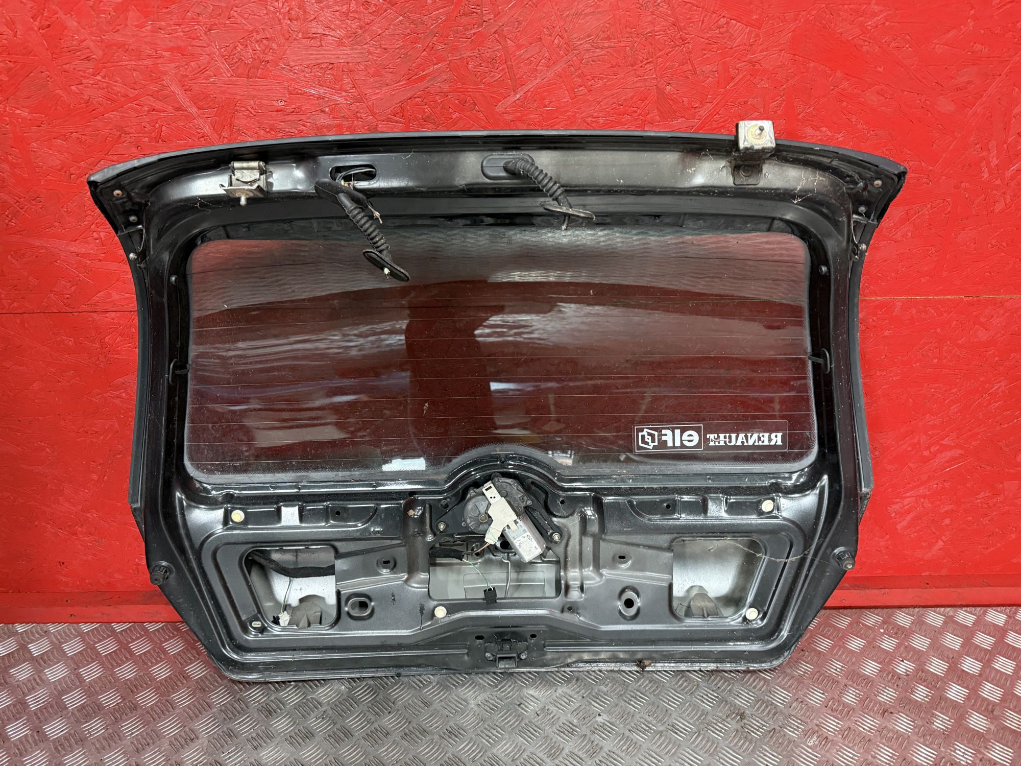 Páté dveře kufru Renault Clio II 1998-2005 Hatchback