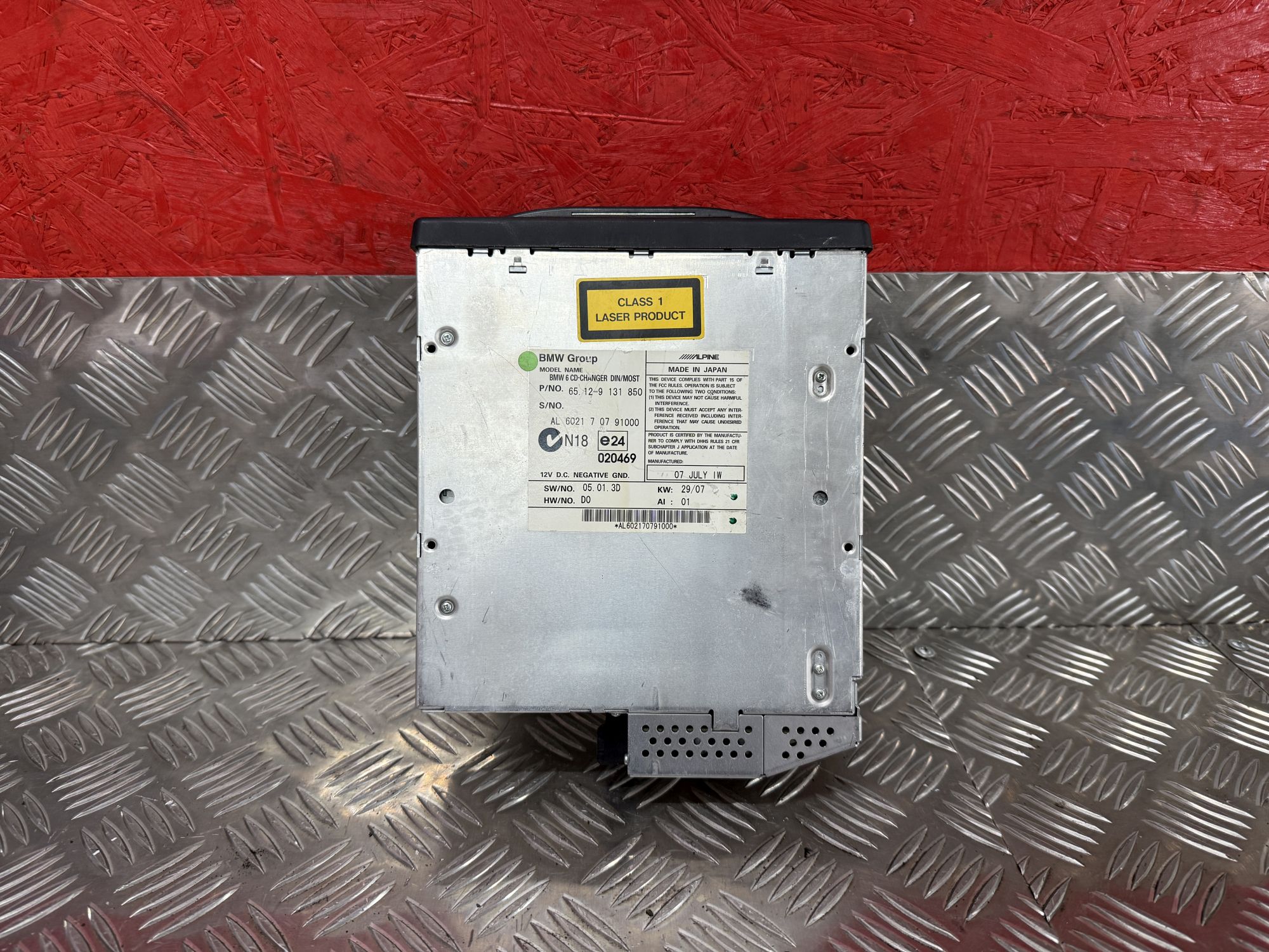 Cd měnič / Cd changer BMW E60 E61 65129131850 /  65.12-9 131 850