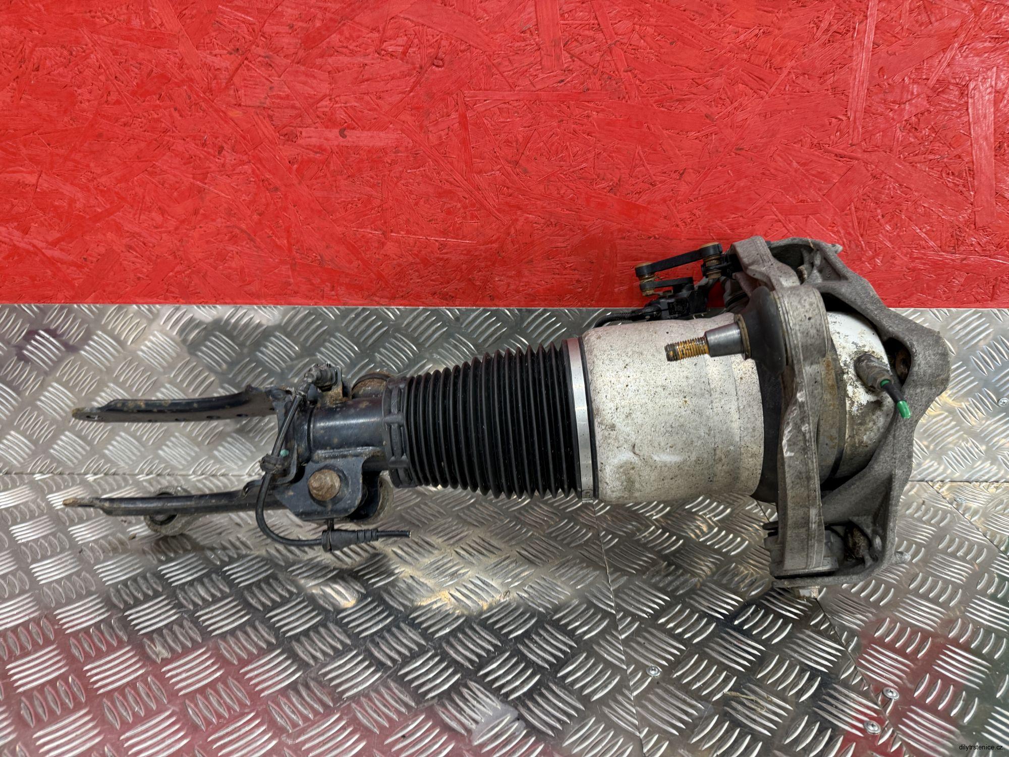 Pravý přední měch Audi Q7 4L 7L8616040D