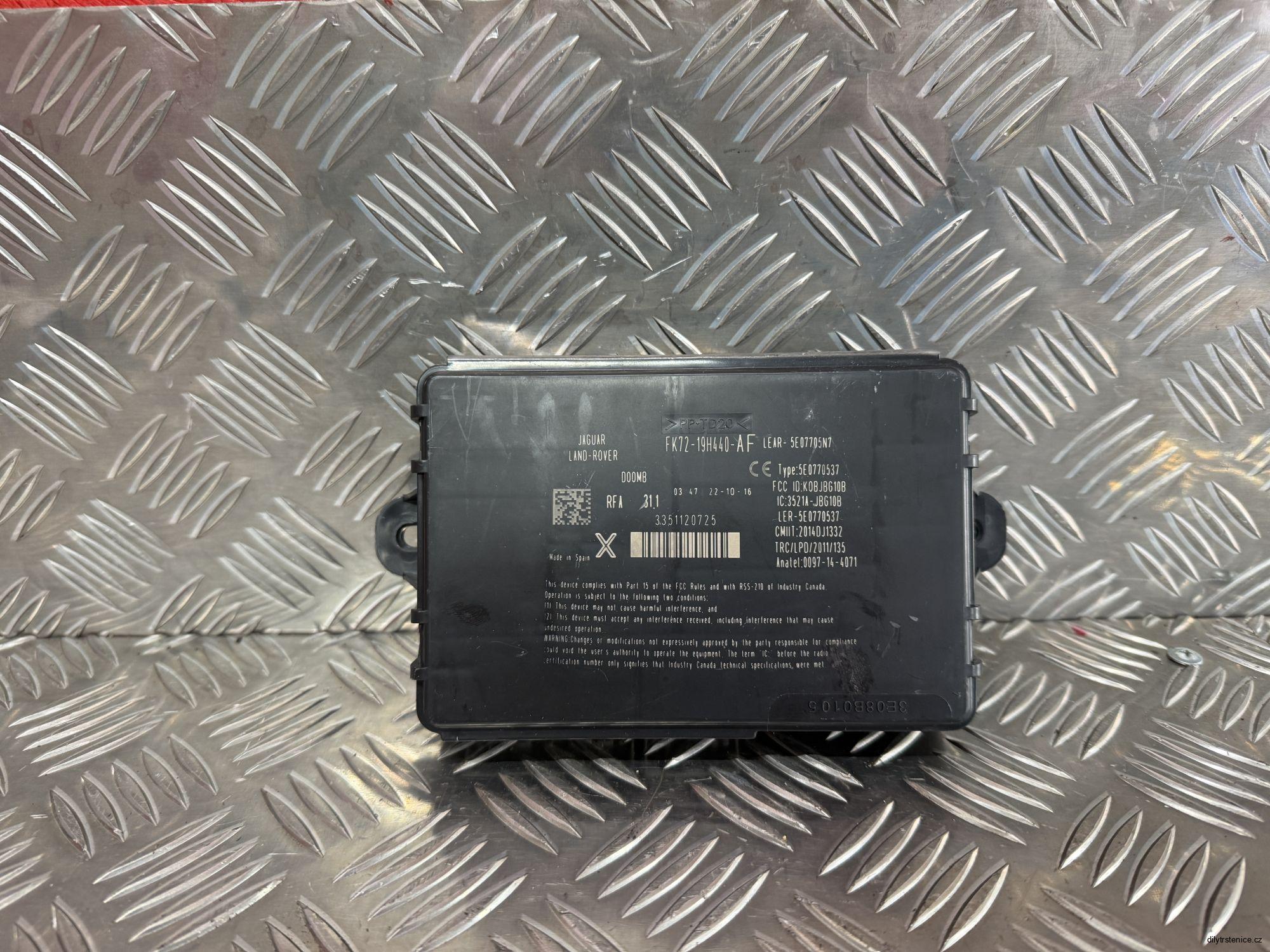 Řídicí jednotka keyless Land Rover Discovery Sport L550 FK72-19H440-AF