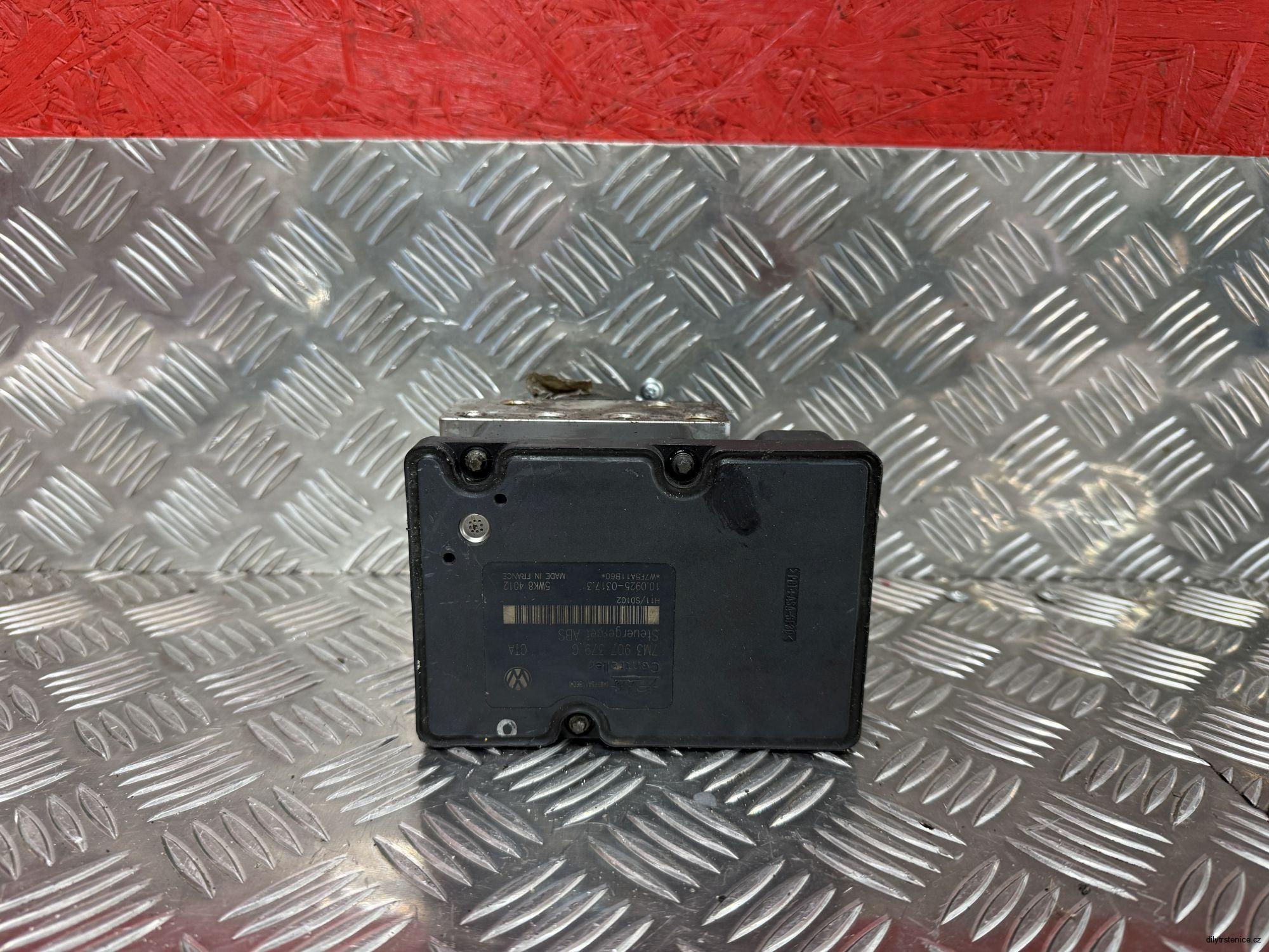 Řídicí jednotka ABS 7M3614111Q 7M3907379G 3M21-2L580-BB