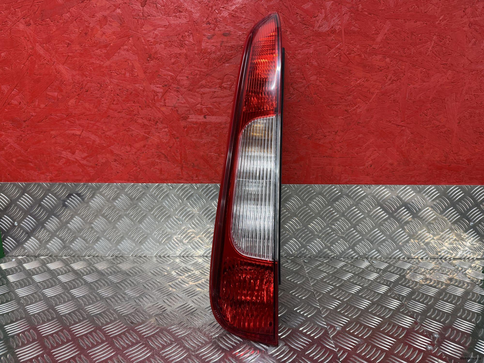 Levé zadní světlo Ford C-Max 3M51-13A603-AA