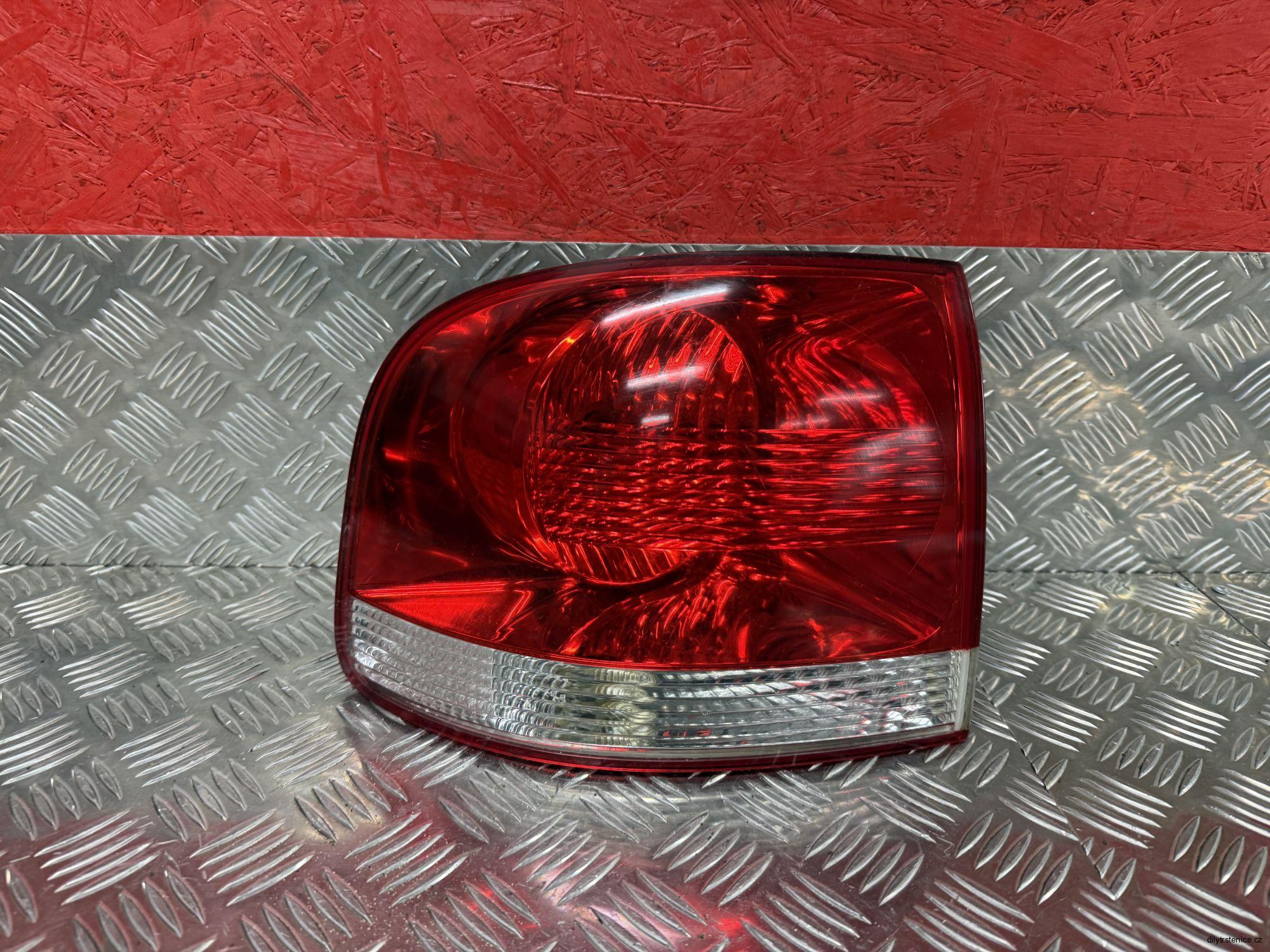 Levé zadní vnější světlo Vw Touareg 7L 7L6945095K