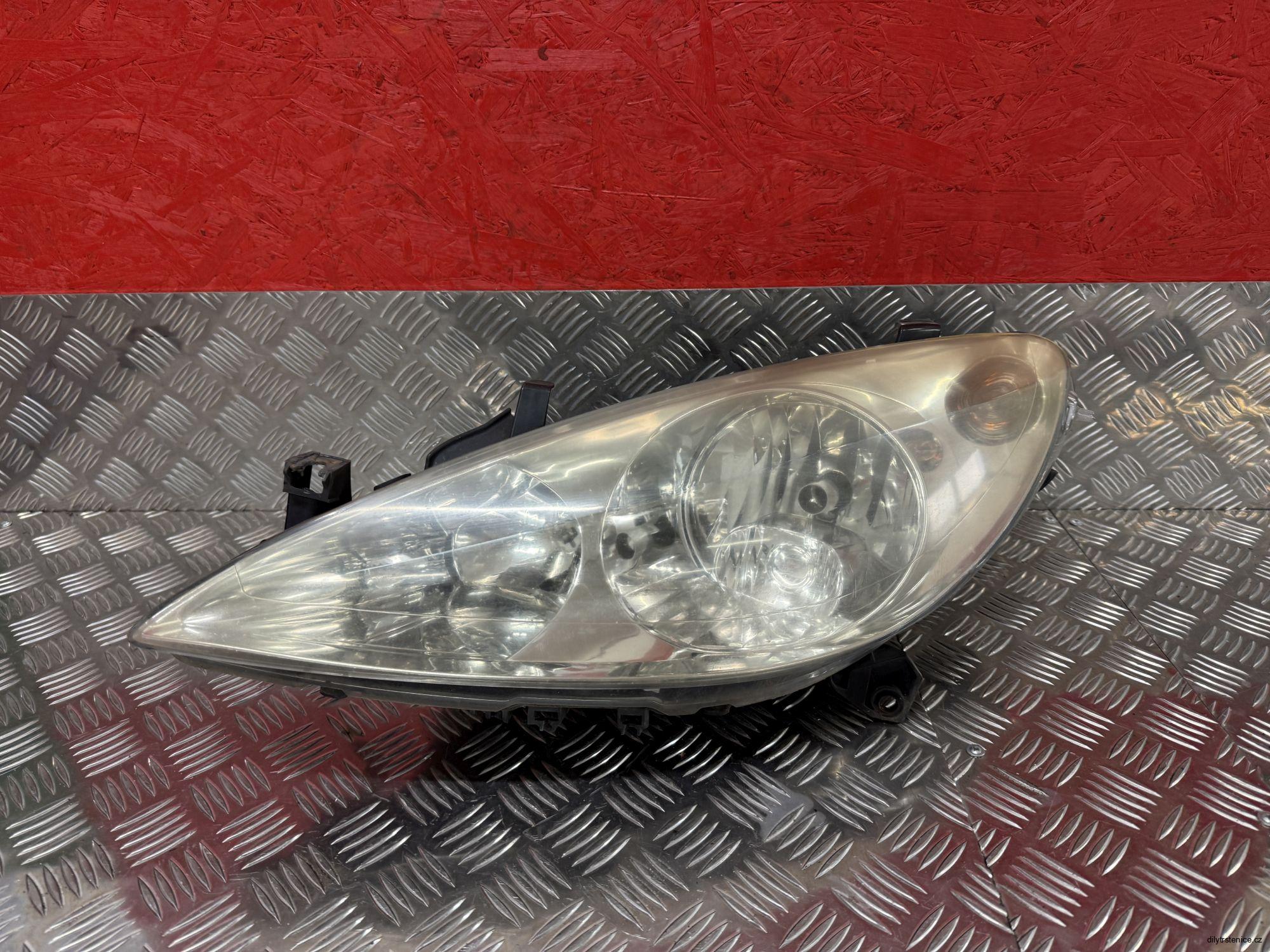 Levé přední světlo Peugeot 307 9641615380