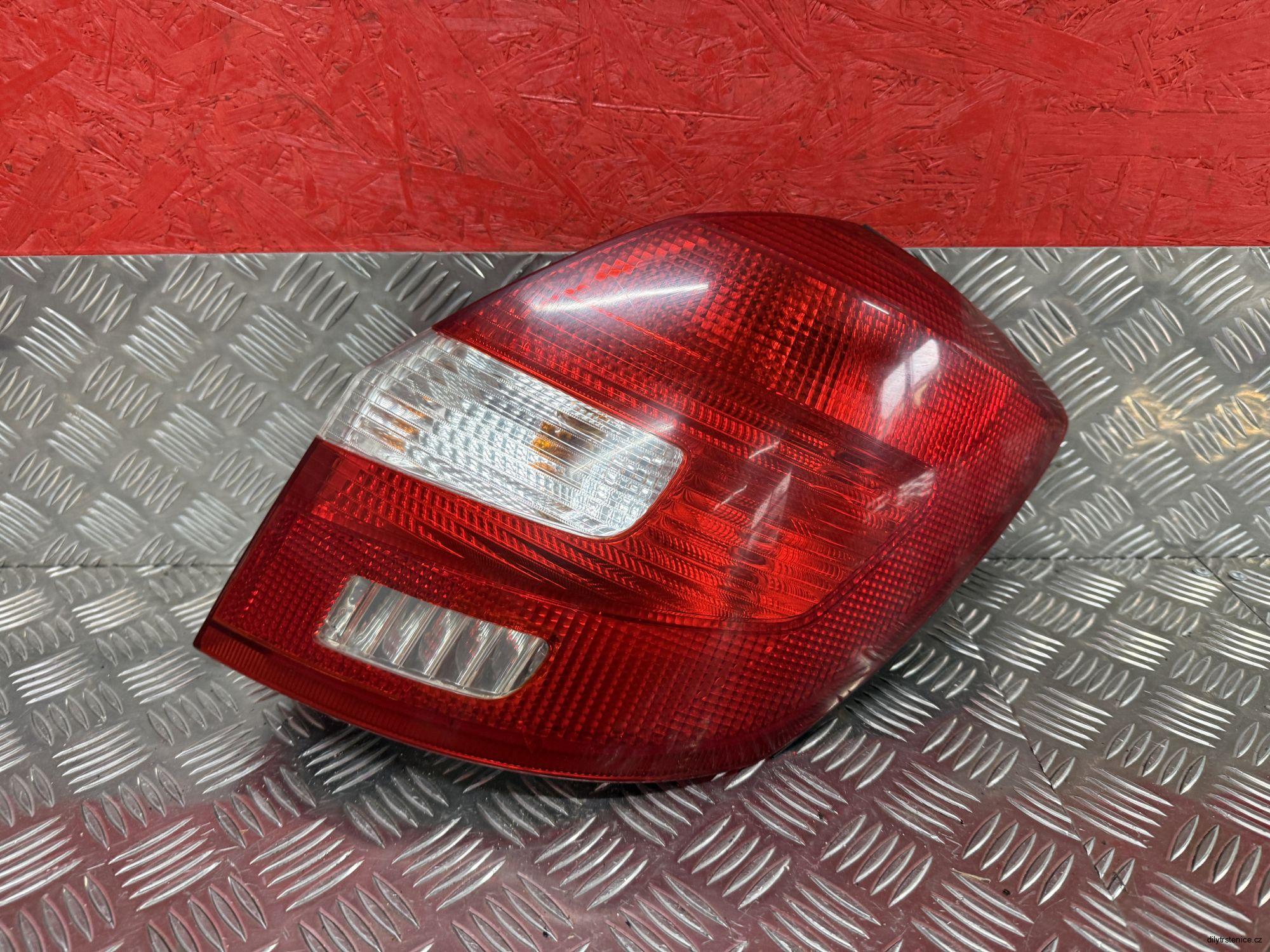 Pravé zadní světlo Škoda Fabia 2 combi facelift 5J6945096