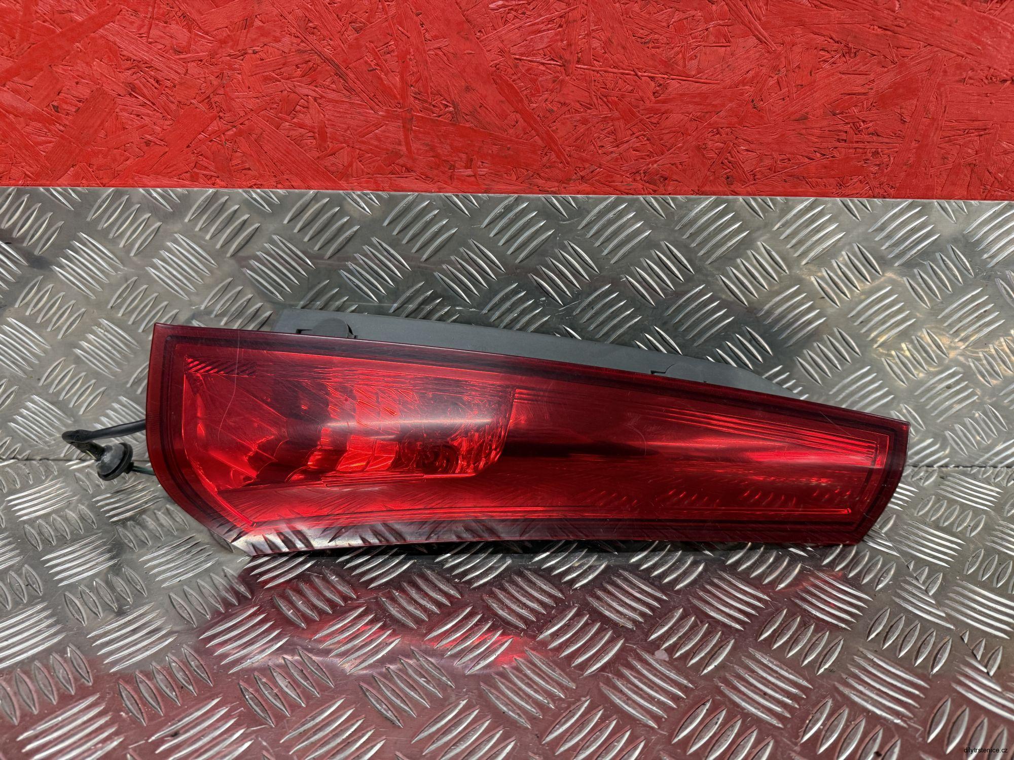 Pravé zadní světlo Kia Ceed combi 2006-2012 92404-1H3