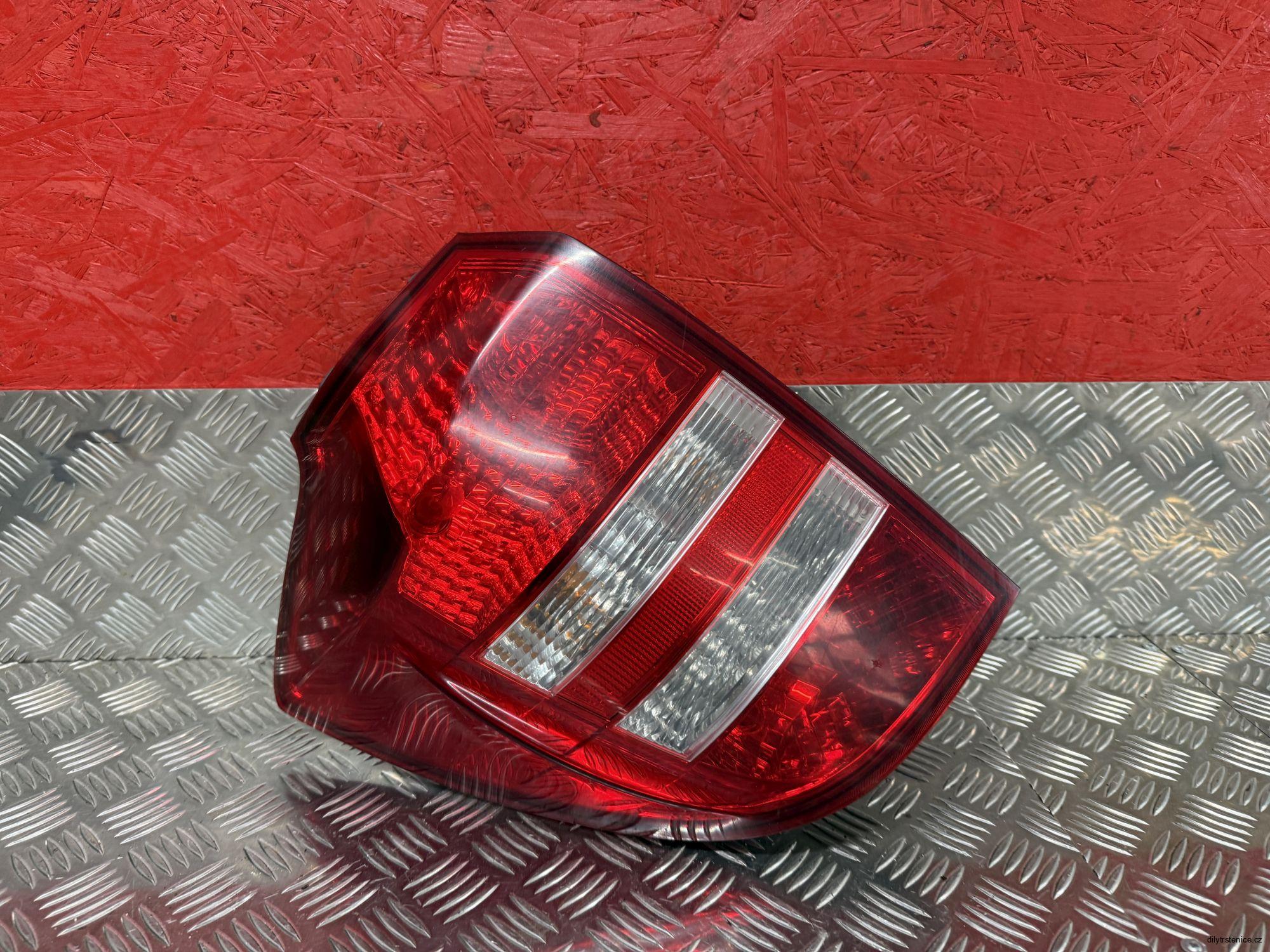 Levé zadní světlo Kia Ceed 2006-2009 combi 92401-1H3
