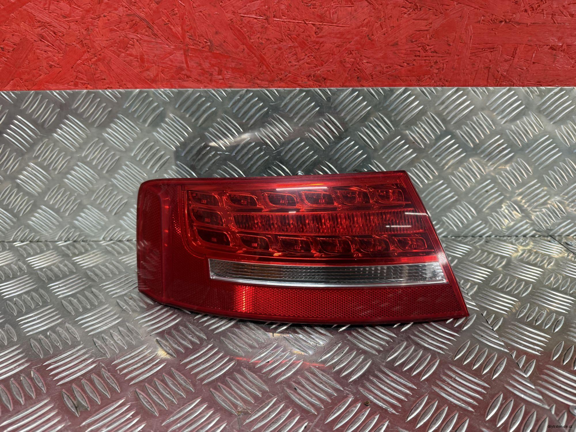 Zadní levé vnější LED světlo Audi A5 8T Coupe / Cabrio 8T0945095D