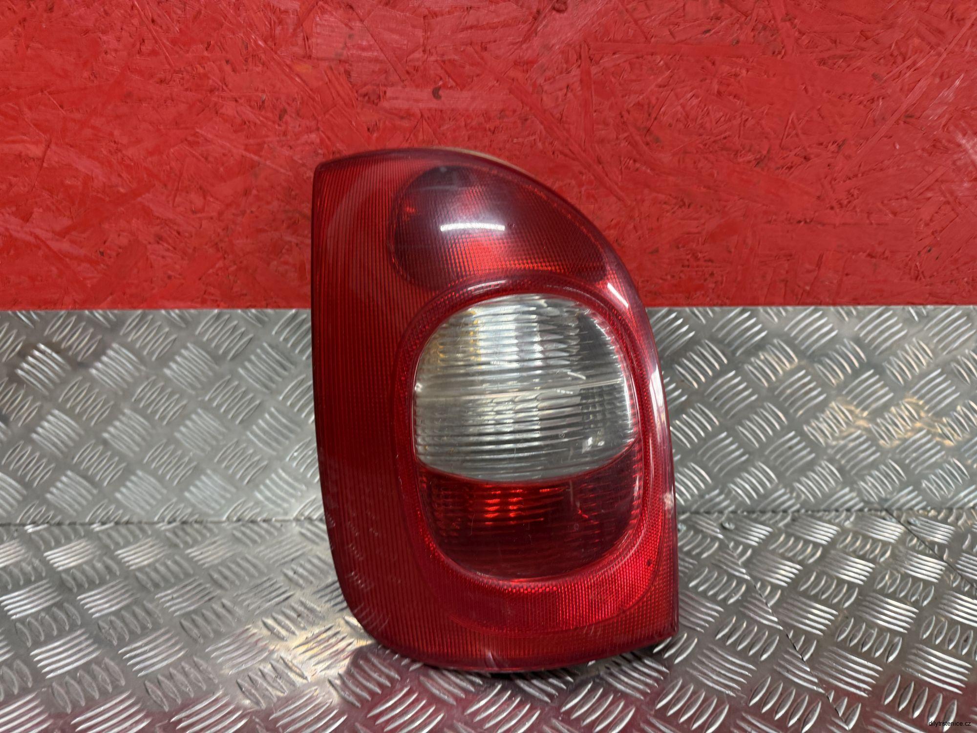 Levé zadní světlo Citroen Xsara Picasso 9631564080