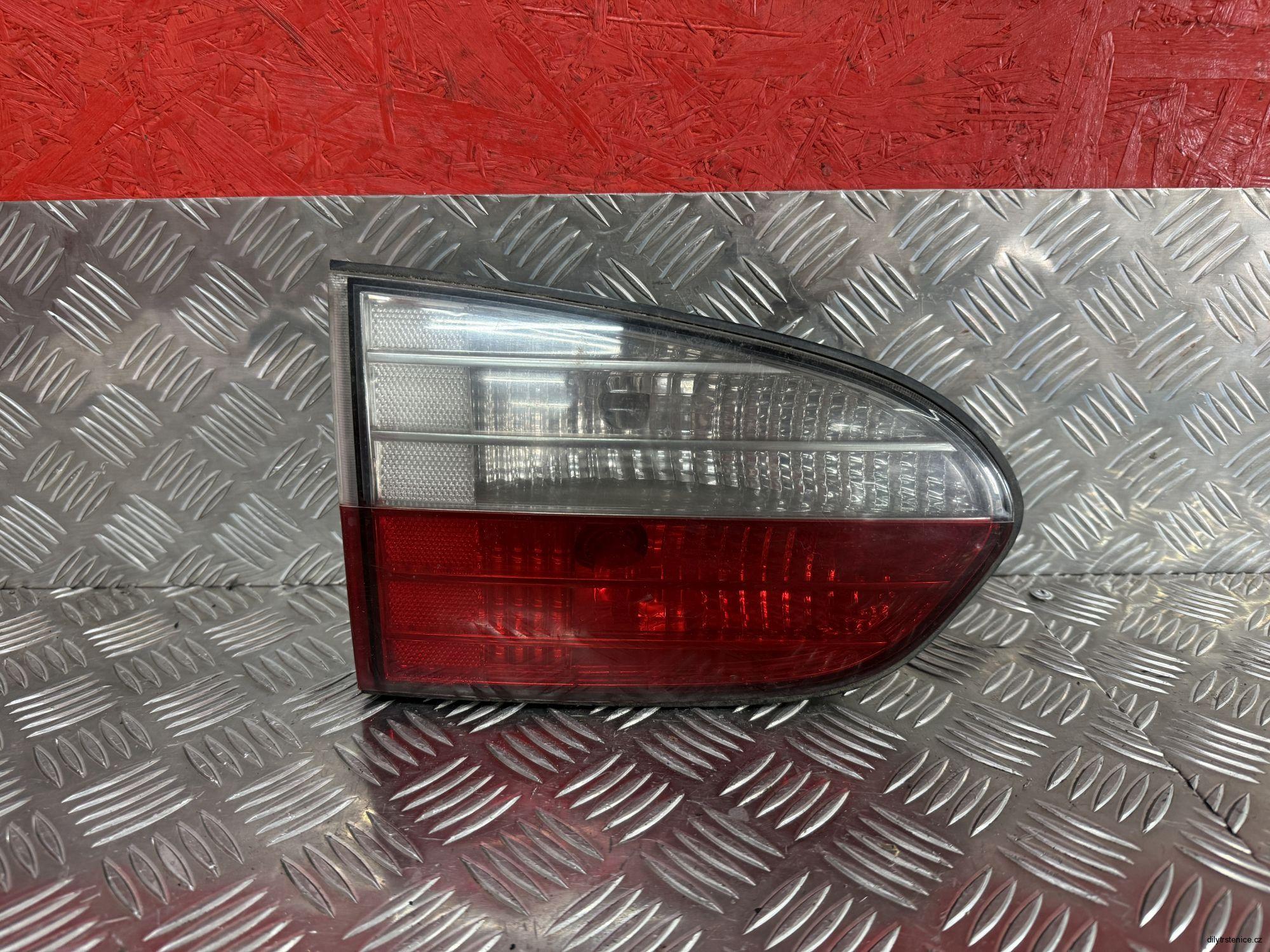 Levé zadní vnitřní světlo Hyundai H1 92405-4A61