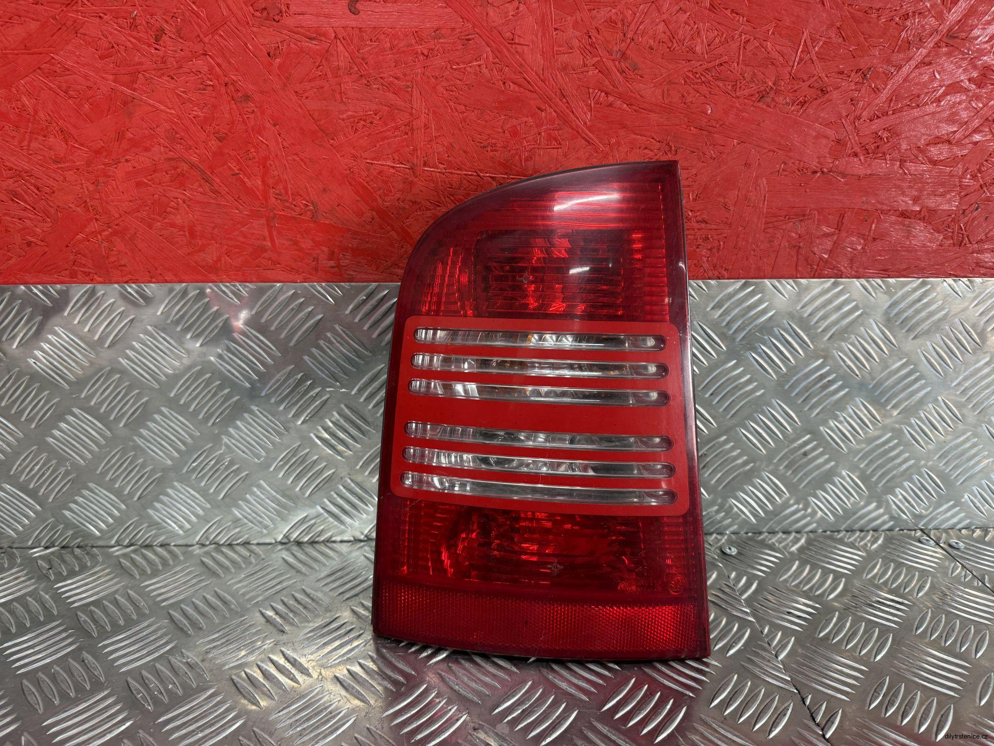 Levé zadní světlo Škoda Octavia 1 combi 1U9945095