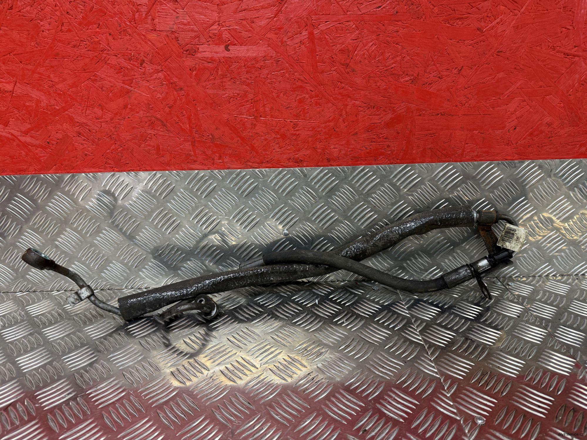 Hydraulické potrubí pravé přední Citroen C5 X7 9682770180