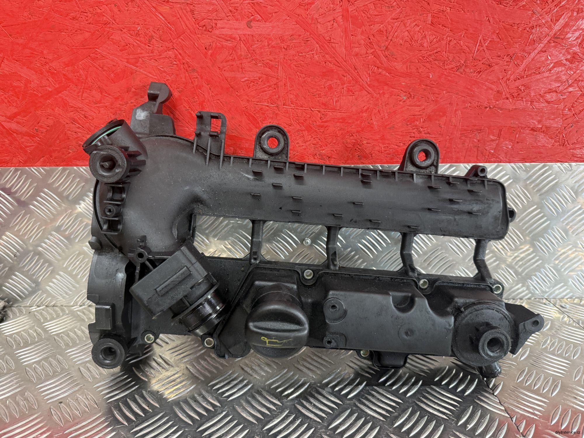 Víko ventilů Peugeot 206 1.4 HDI 50kw 8HX 9642212480