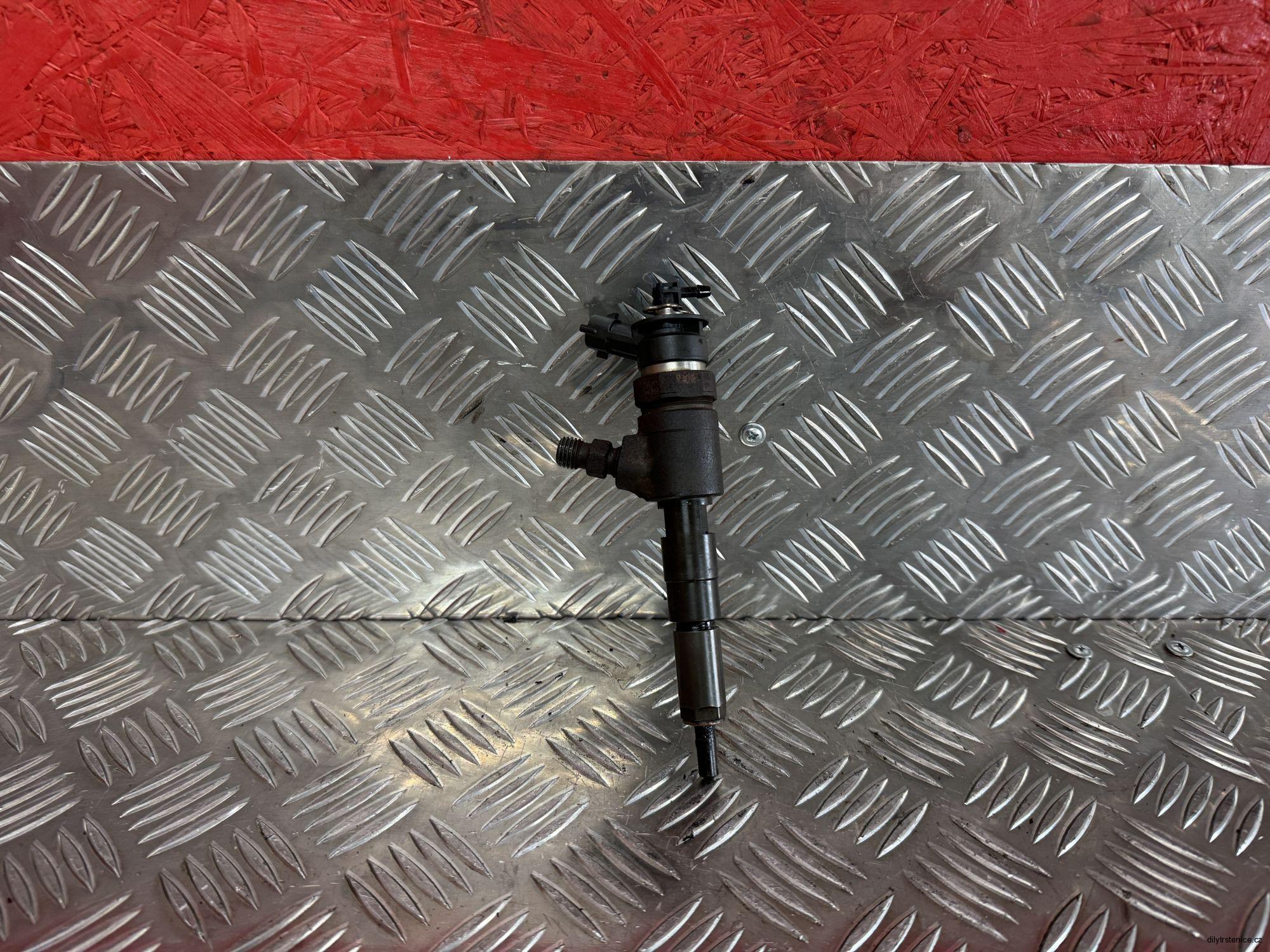 Vstřikovač Peugeot 206 1.4 HDI 50kw 786280 0445110139