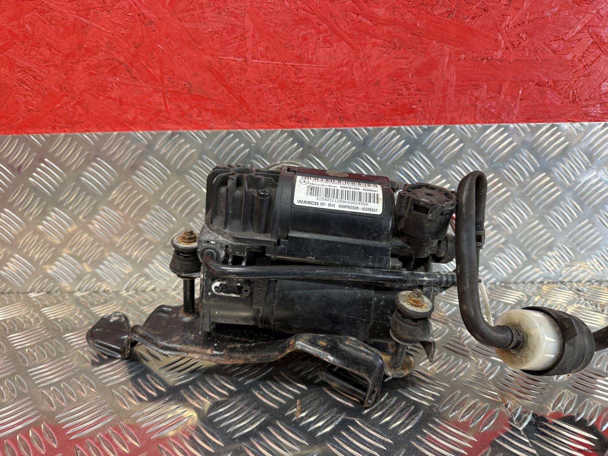 Kompresor vzduchového podvozku Mercedes W211 A2113200304