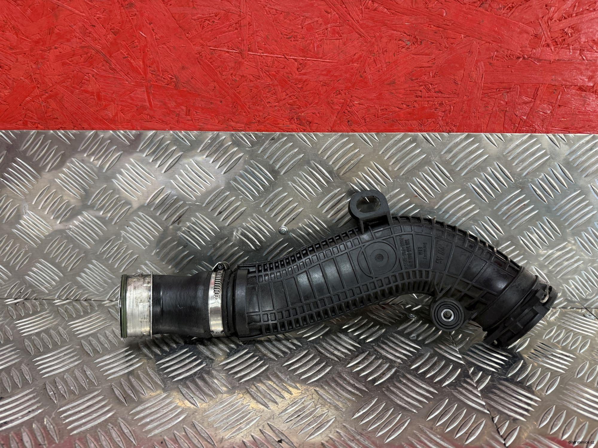 Tlaková hadice intercooleru 1.8 TSI 118kw CDAA 1K0145840R