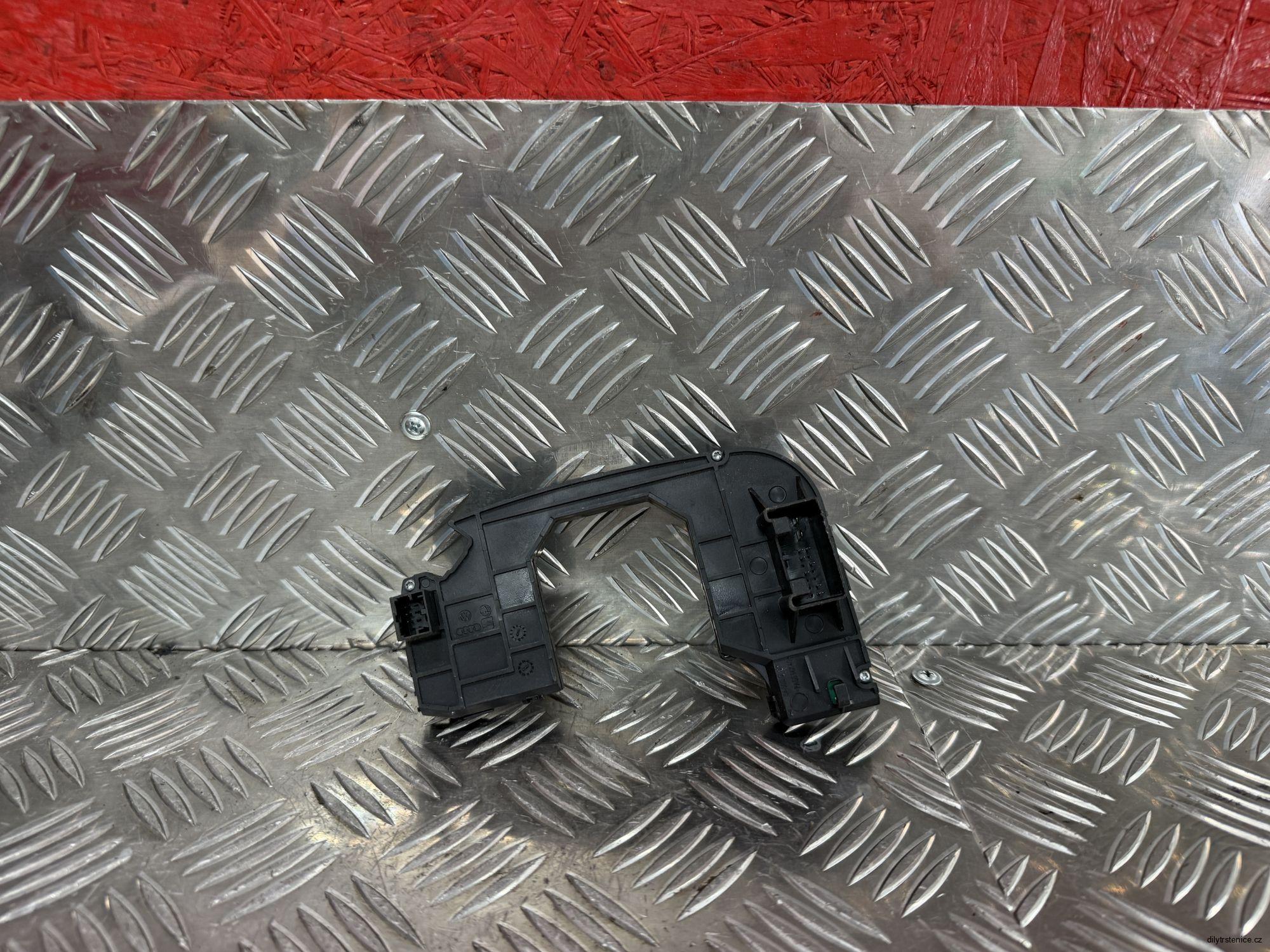 Modul elektronický pro přepínače pod volant Audi A6 4F 4F0953549D