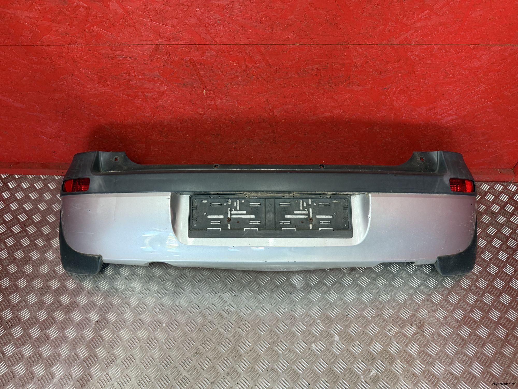 Zadní nárazník Opel Corsa C - stříbrný 