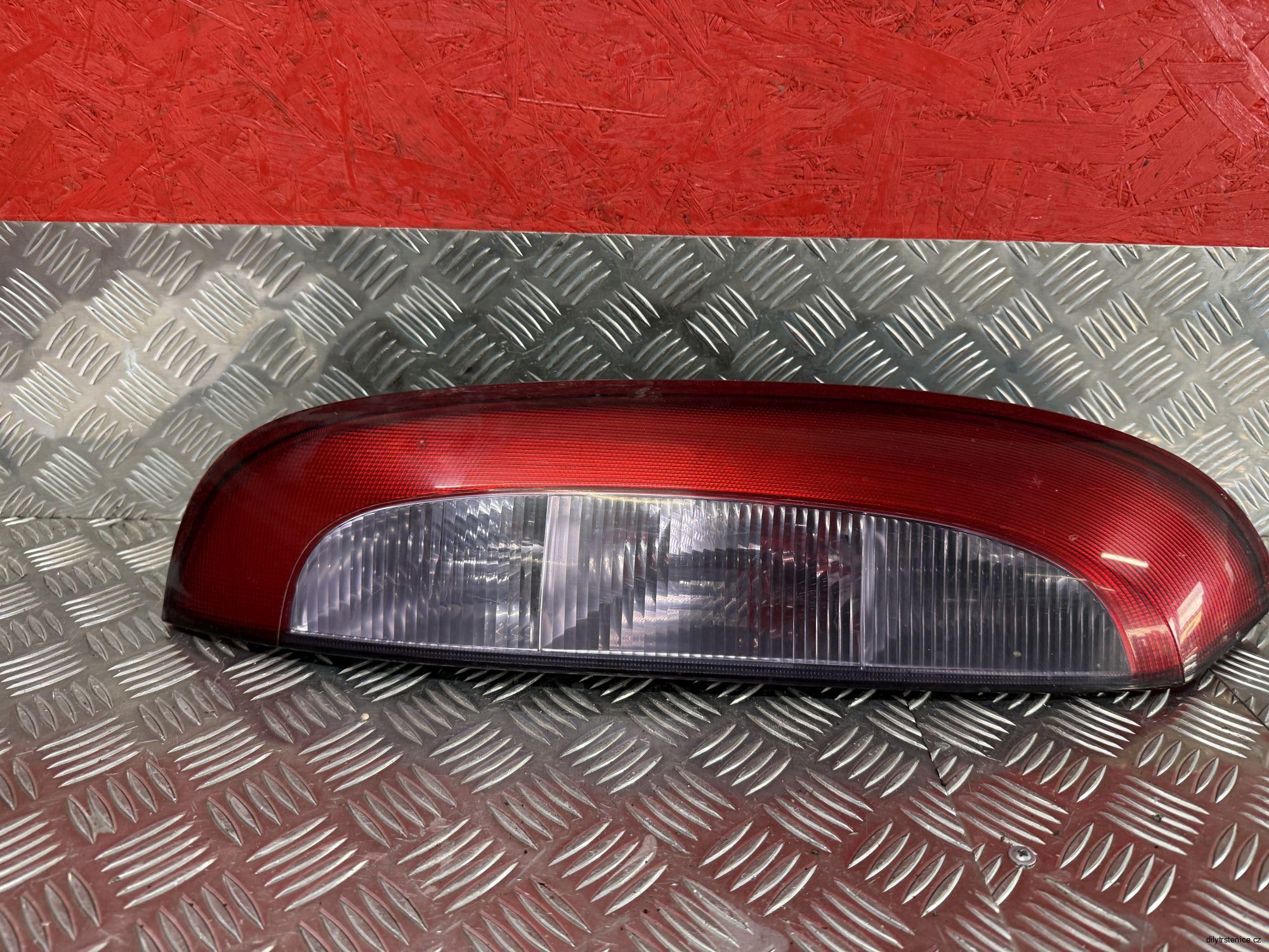 Levé zadní světlo Opel Corsa C 09114336