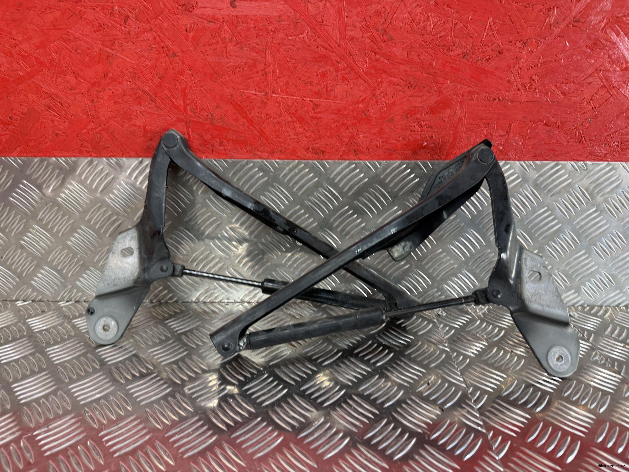 Přední panty kapoty Audi A8 4H D4 4H0823301D 4H0823302D