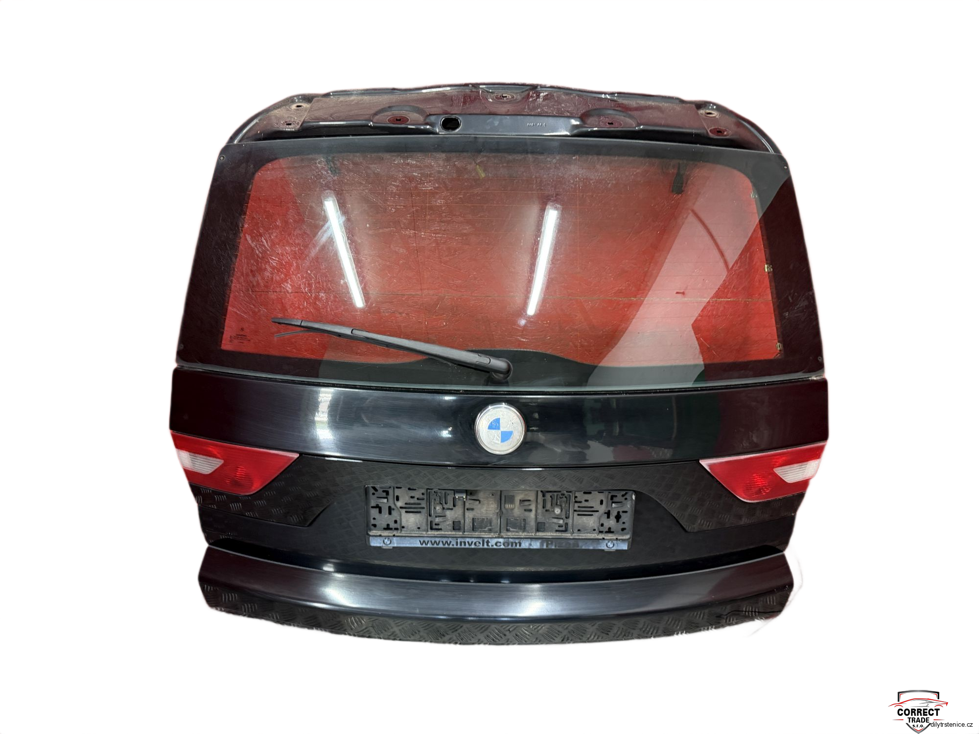 Páté dveře BMW X3 E83 Black Sapphire Metallic