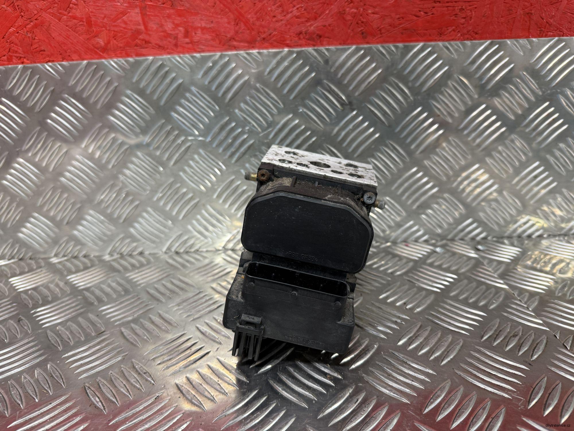 Řídicí jednotka ABS Volvo V40 30857585 0273004224