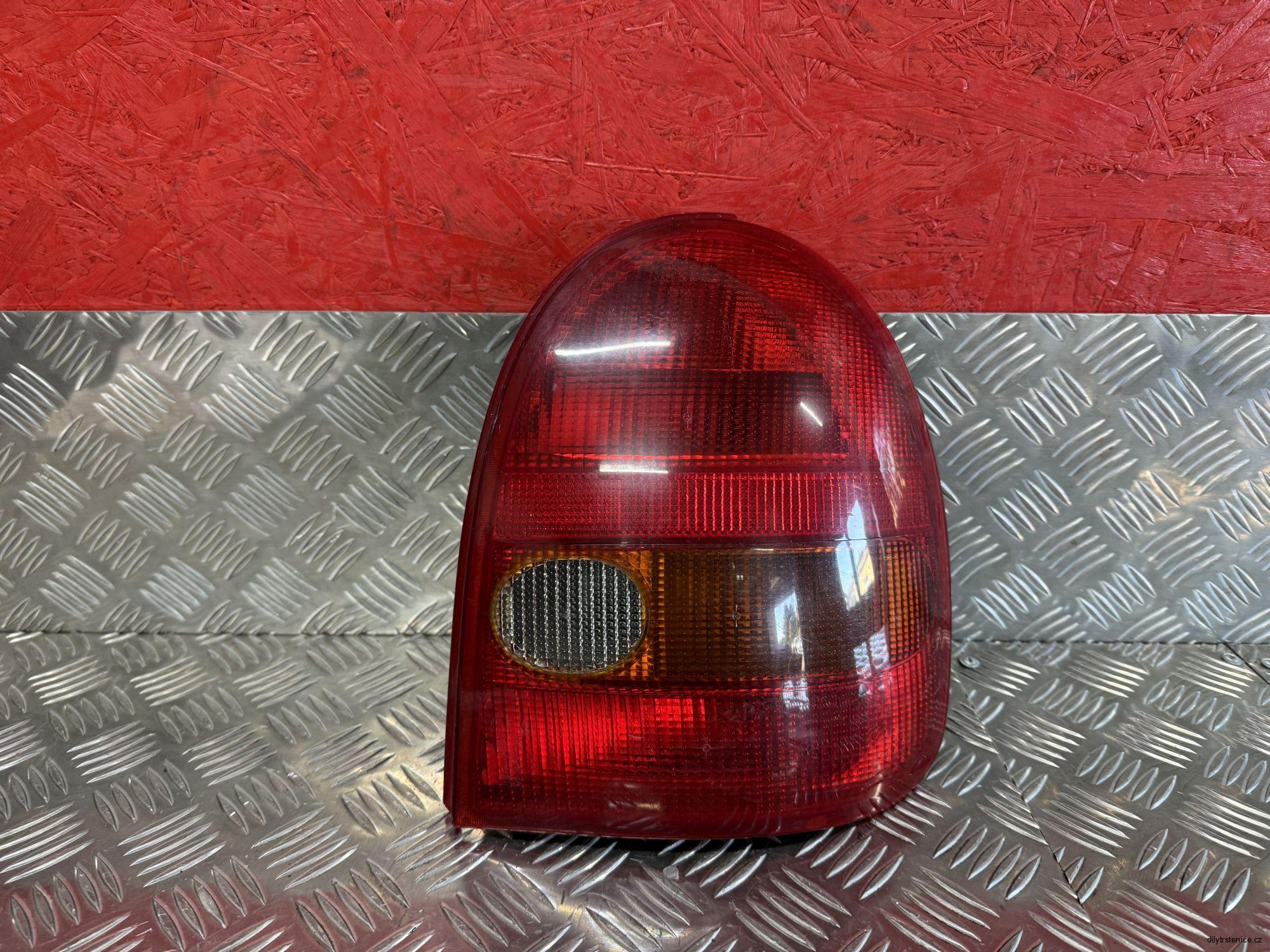 Pravé zadní světlo Opel Corsa B 