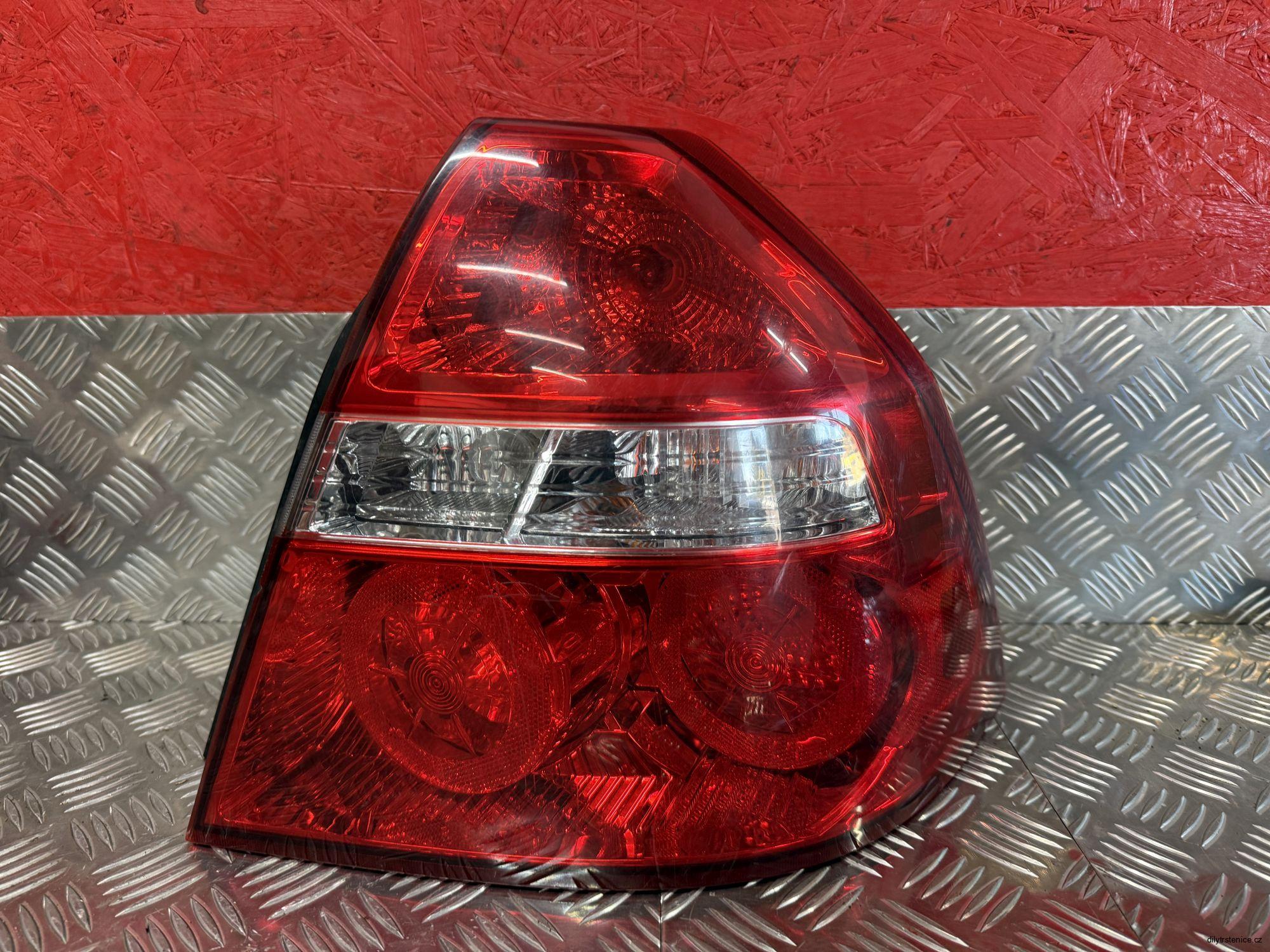 Pravé zadní světlo Chevrolet Aveo 2005-2011 sedan