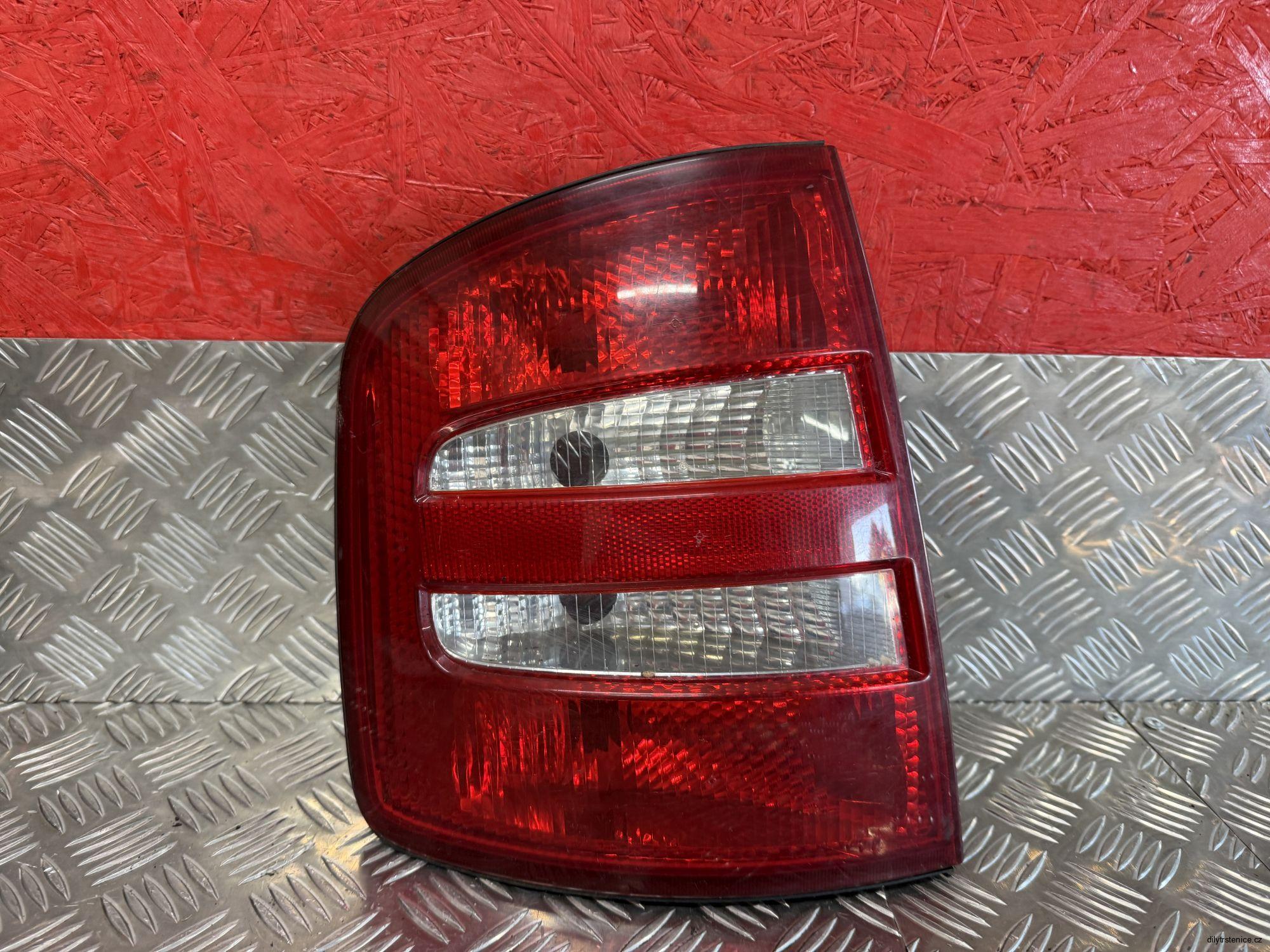 Levé zadní světlo Škoda Fabia 1 combi imuzina 6Y9945095B