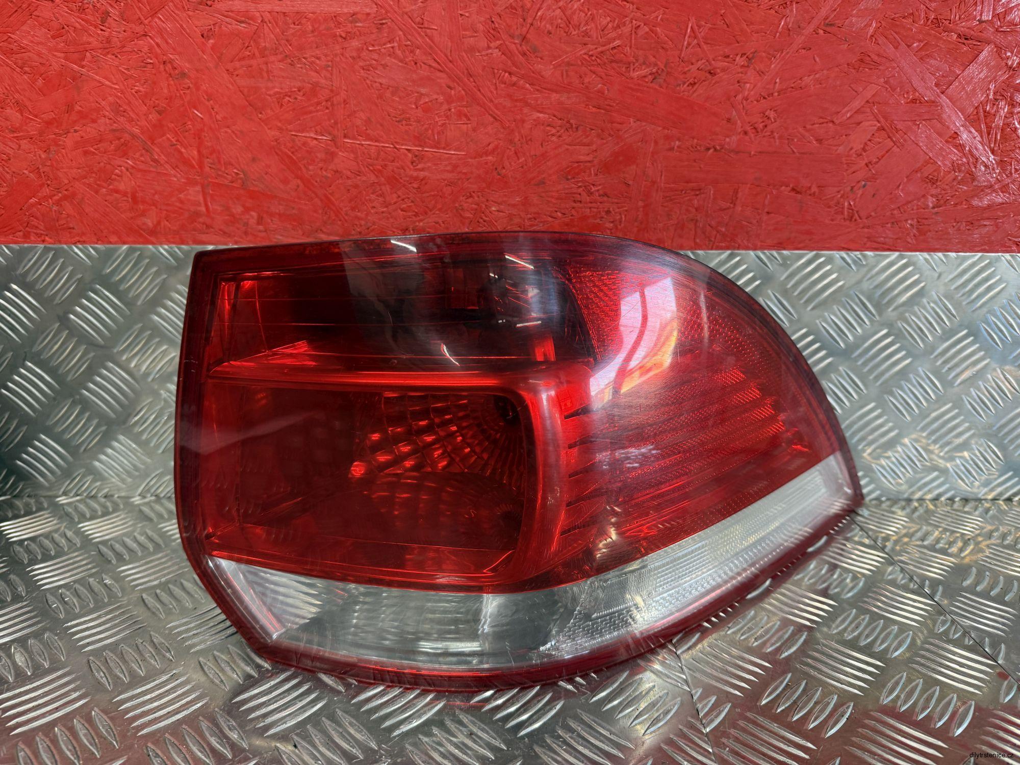 Pravé zadní světlo Vw Golf 5 combi 1K9945112 1K9945096