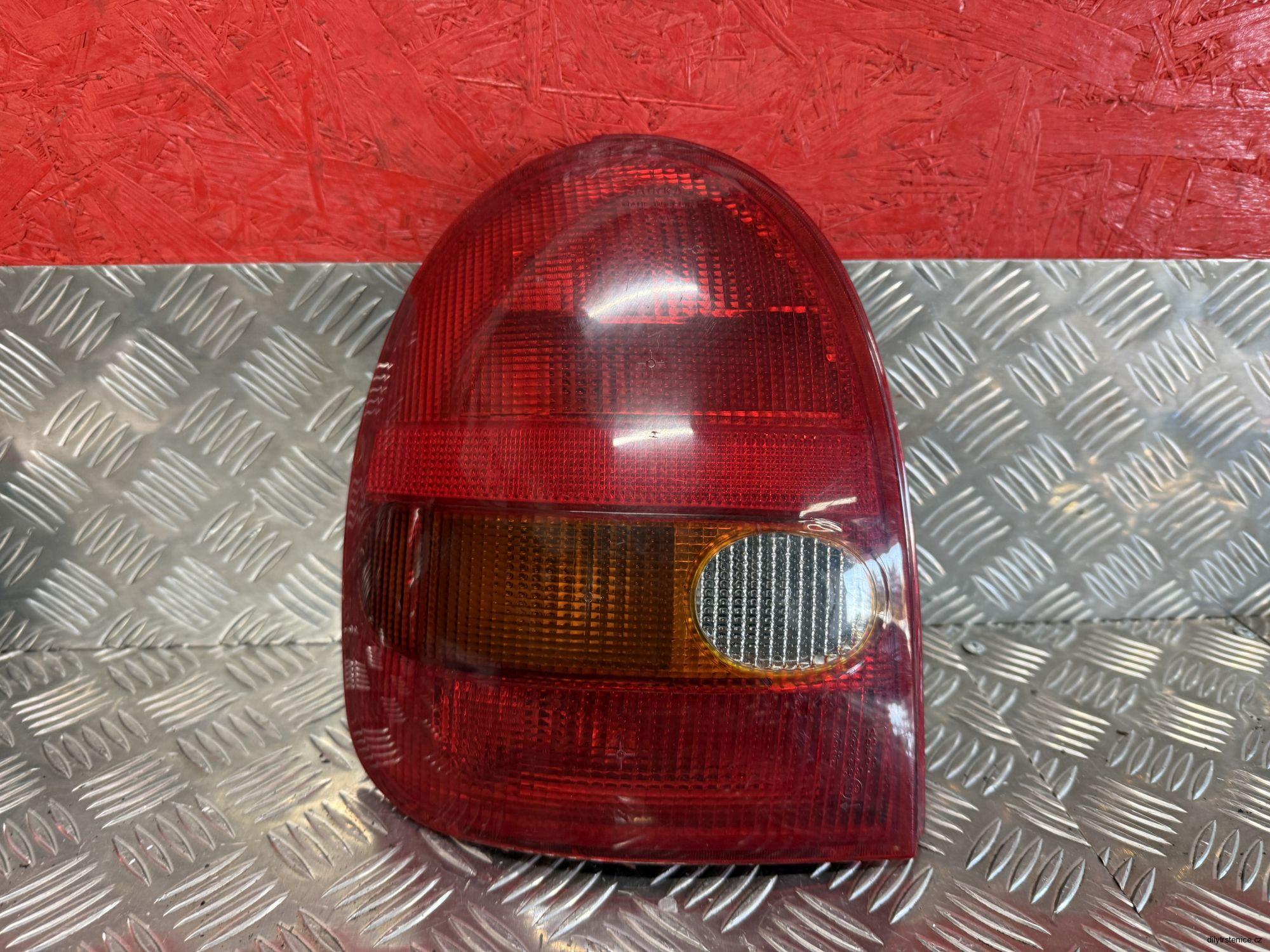 Levé zadní světlo Opel Corsa B 90444141