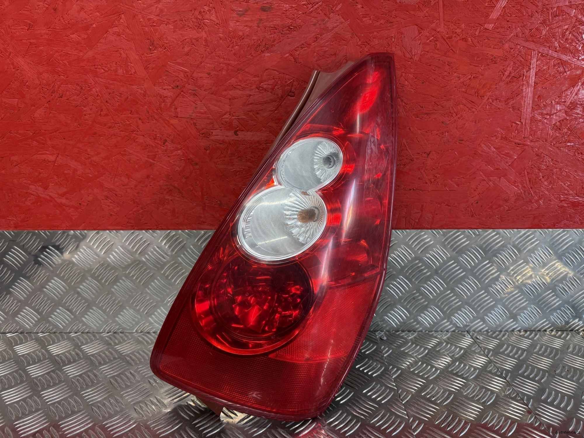 Pravé zadní světlo Mazda 5 2005-2010 C23551150