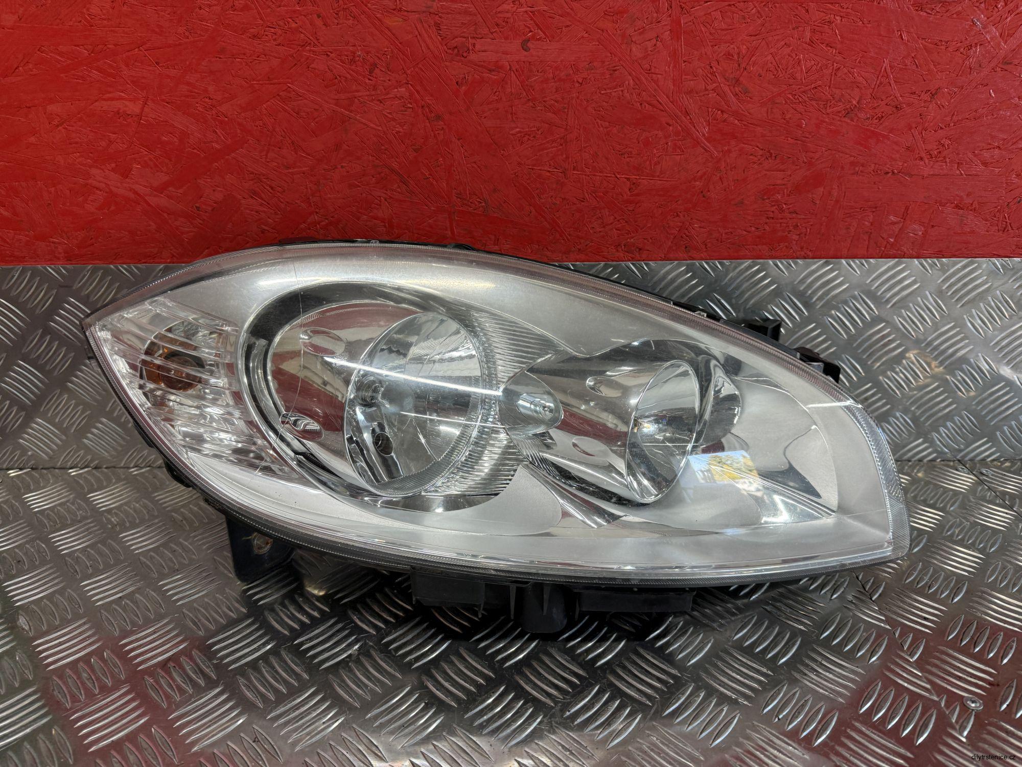 Pravé přední světlo Fiat Linea 51826738 2007-2013 H1/H7