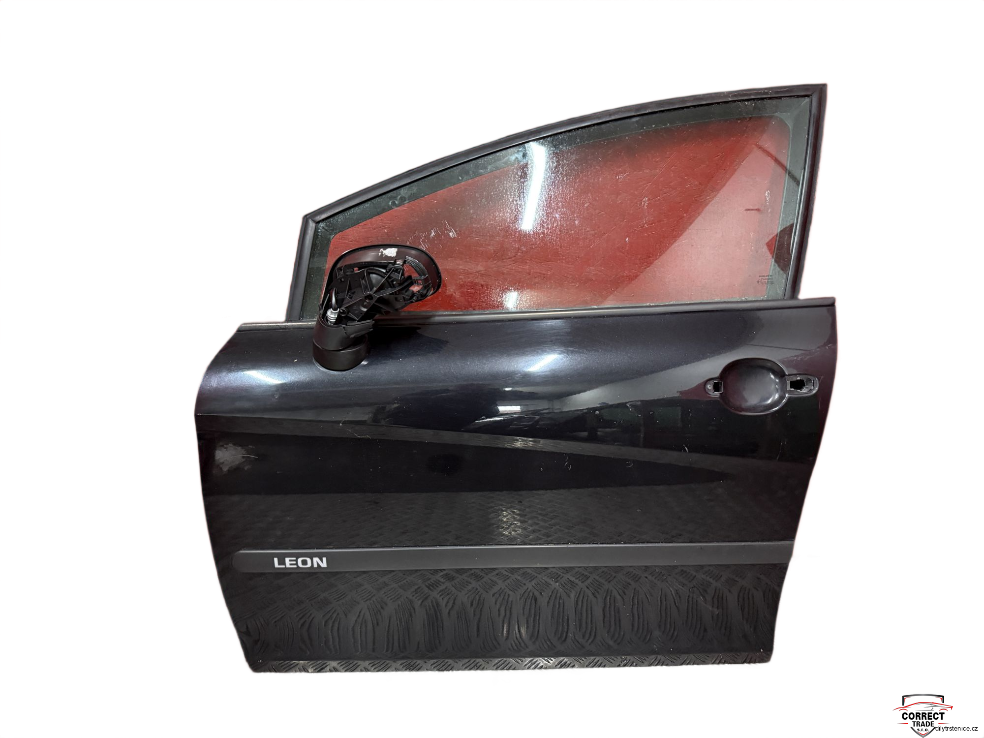 Levé přední dveře Seat Leon MK2 2005-2012 černé