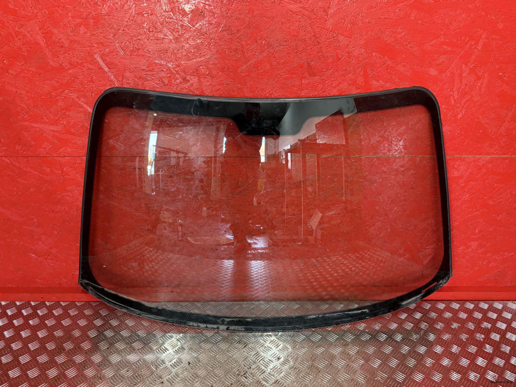 Čelní okno Land Rover Freelander I 1997-2006