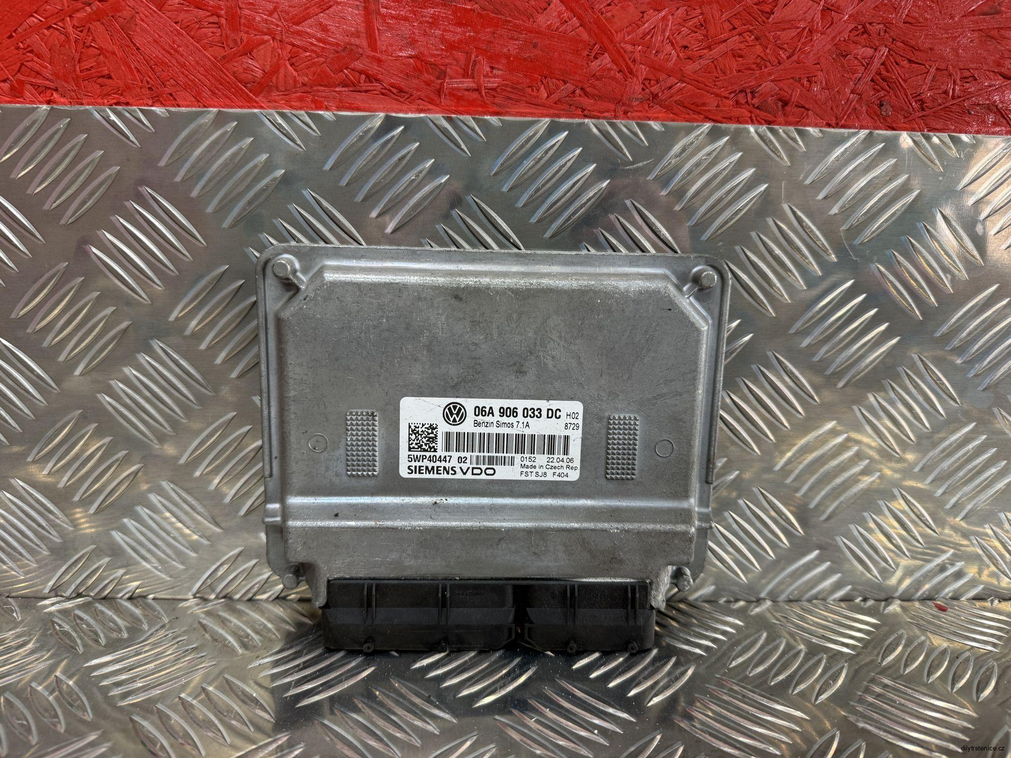 Řídicí jednotka motoru 1.6 75KW BSE 06A906033DC