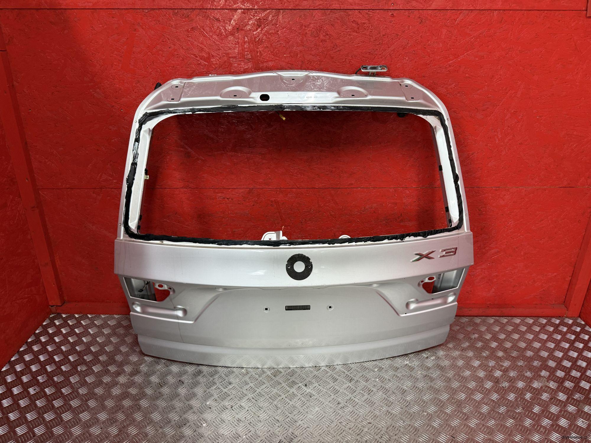 Páté dveře BMW X3 E83 Titansilber Metalic 2003-2010