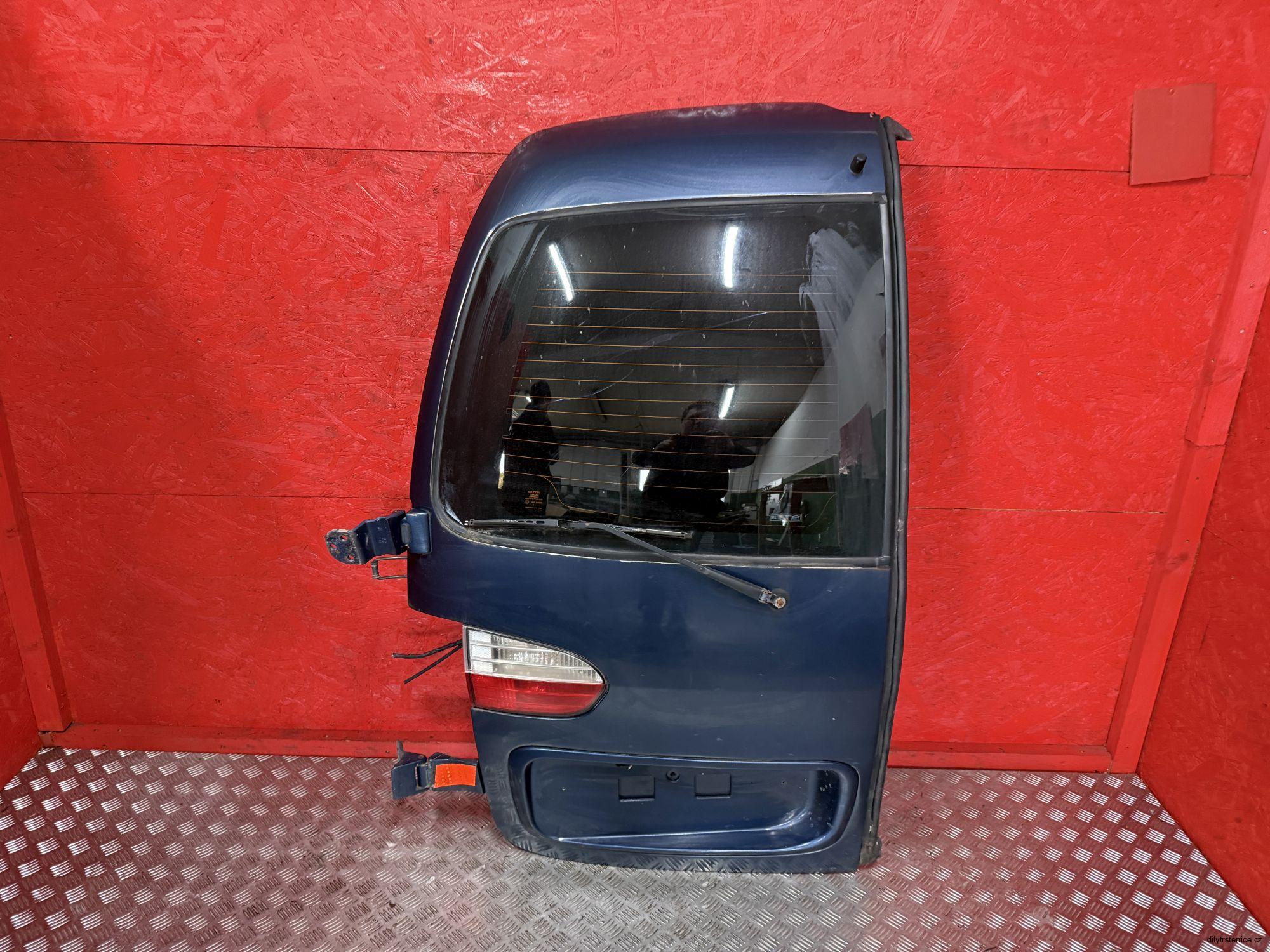 Levé zadní křídlové dveře Hyundai H1 1997-2007